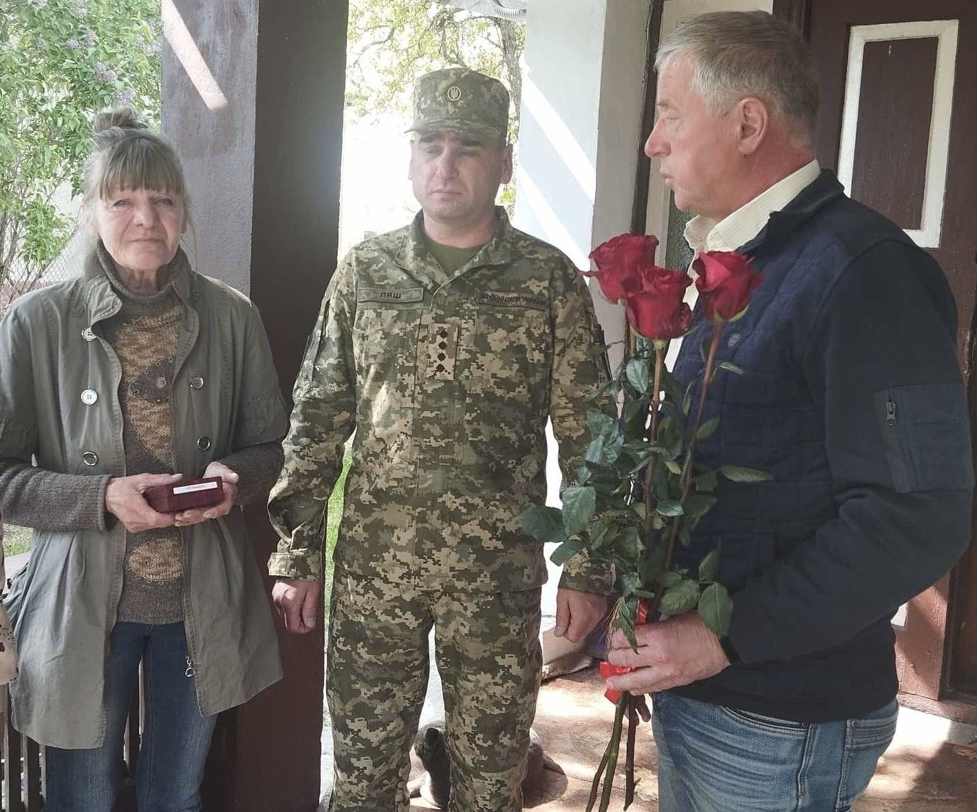 Родині загиблого воїна вручили орден